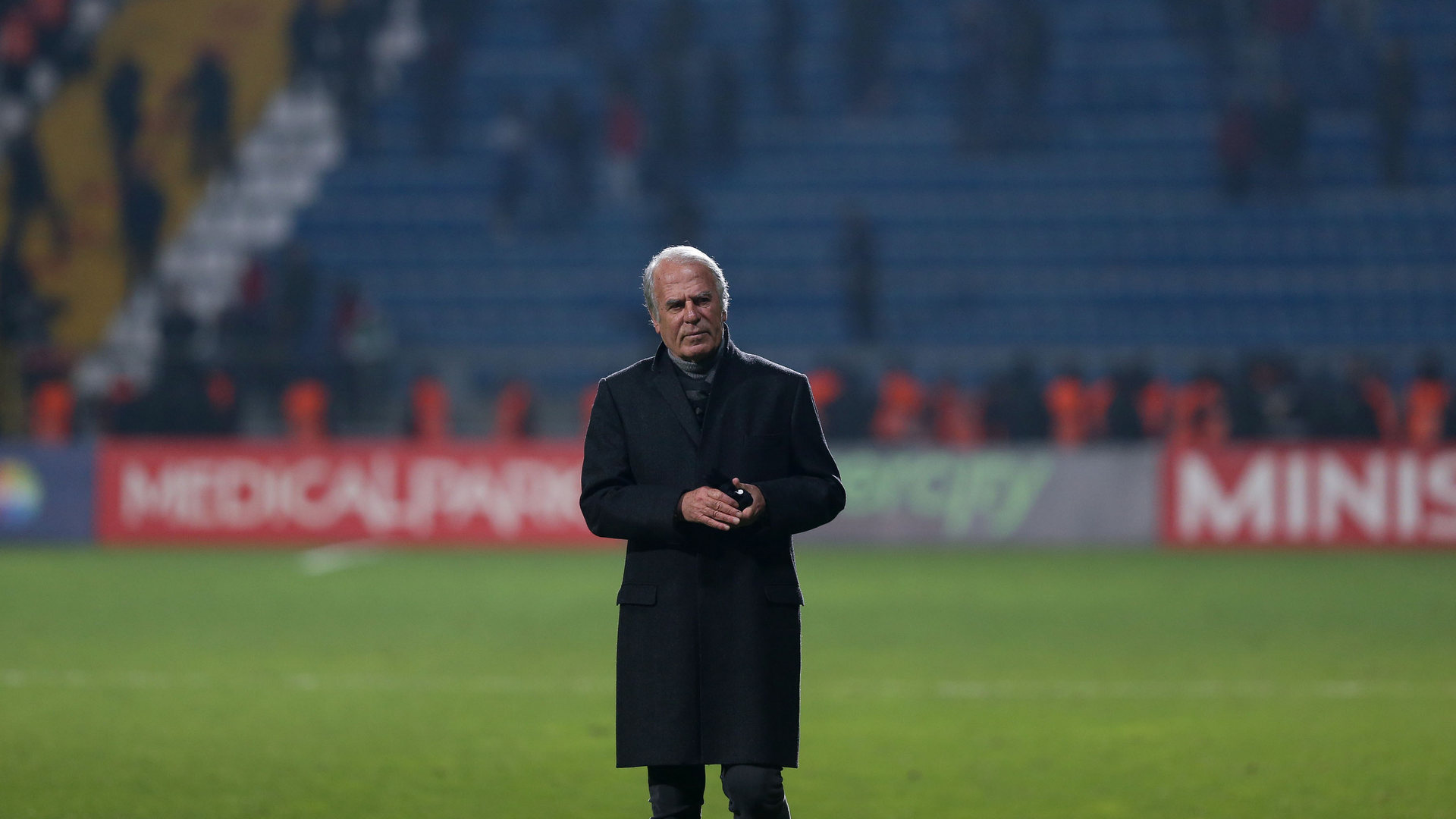 Mustafa Denizli: Hedeflerimizin dışına düşmeyeceğiz 93